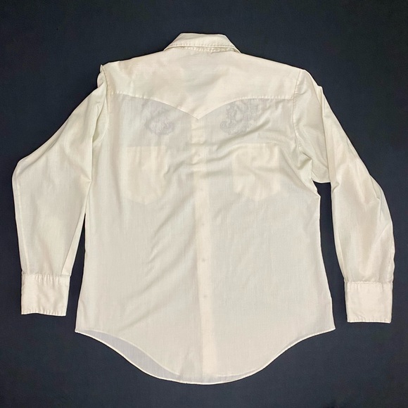 Vintage Offf White Embroidered Pearl Snap Button Down Shirt Size Medium. - Picture 2 of 6